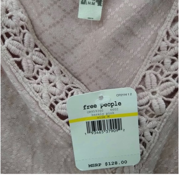 Free people floral pink romper embroidery tie NWT medium - Picture 8 of 8